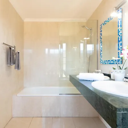 Casa Laura Vista Lobos - Spacious With Heatable Pool And Sea Views Плайя-Бланка