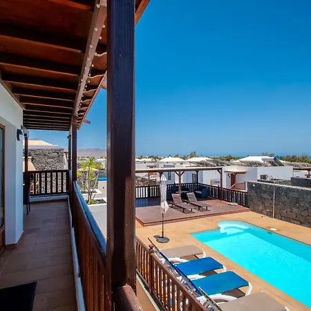 Casa Laura Vista Lobos - Spacious With Heatable Pool And Sea Views Вілла *