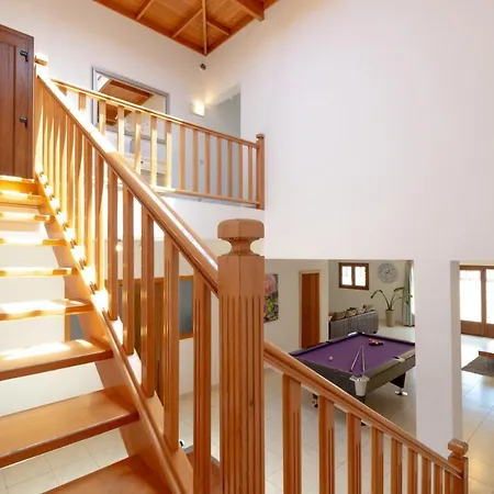 Villa Casa Laura Vista Lobos - Spacious With Heatable Pool And Sea Views