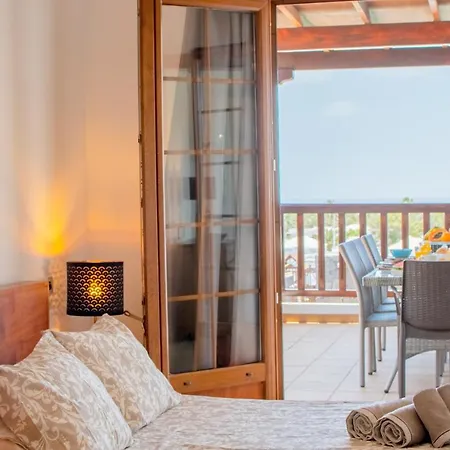 Casa Laura Vista Lobos - Spacious With Heatable Pool And Sea Views