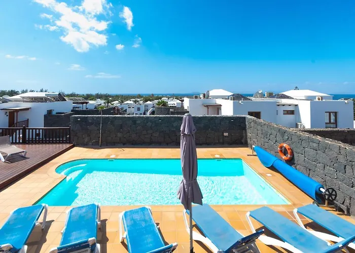 Casa Laura Vista Lobos - Spacious With Heatable Pool And Sea Views Villa