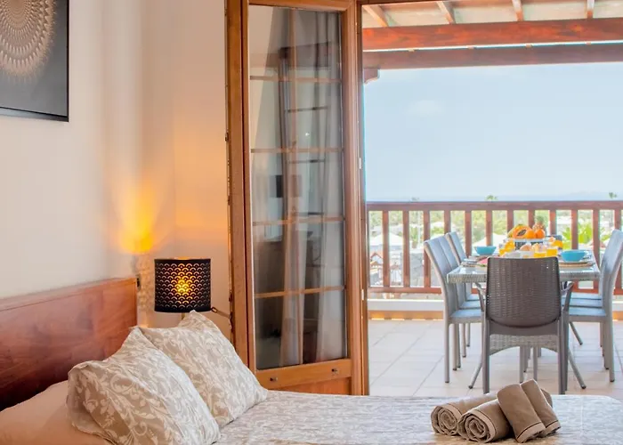 Casa Laura Vista Lobos - Spacious With Heatable Pool And Sea Views