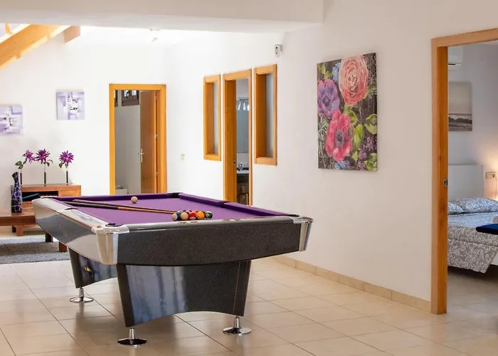 Casa Laura Vista Lobos - Spacious With Heatable Pool And Sea Views *