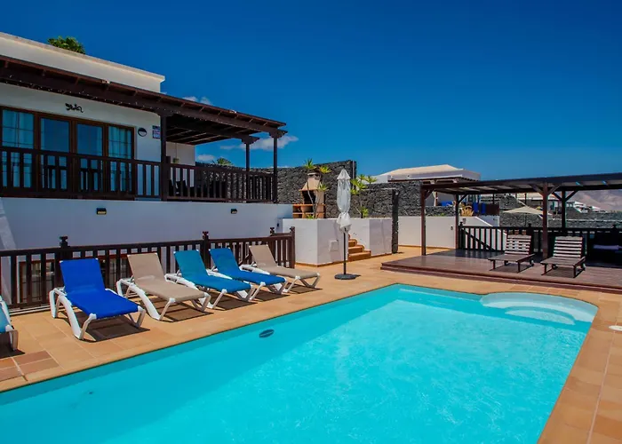 Casa Laura Vista Lobos - Spacious With Heatable Pool And Sea Views *